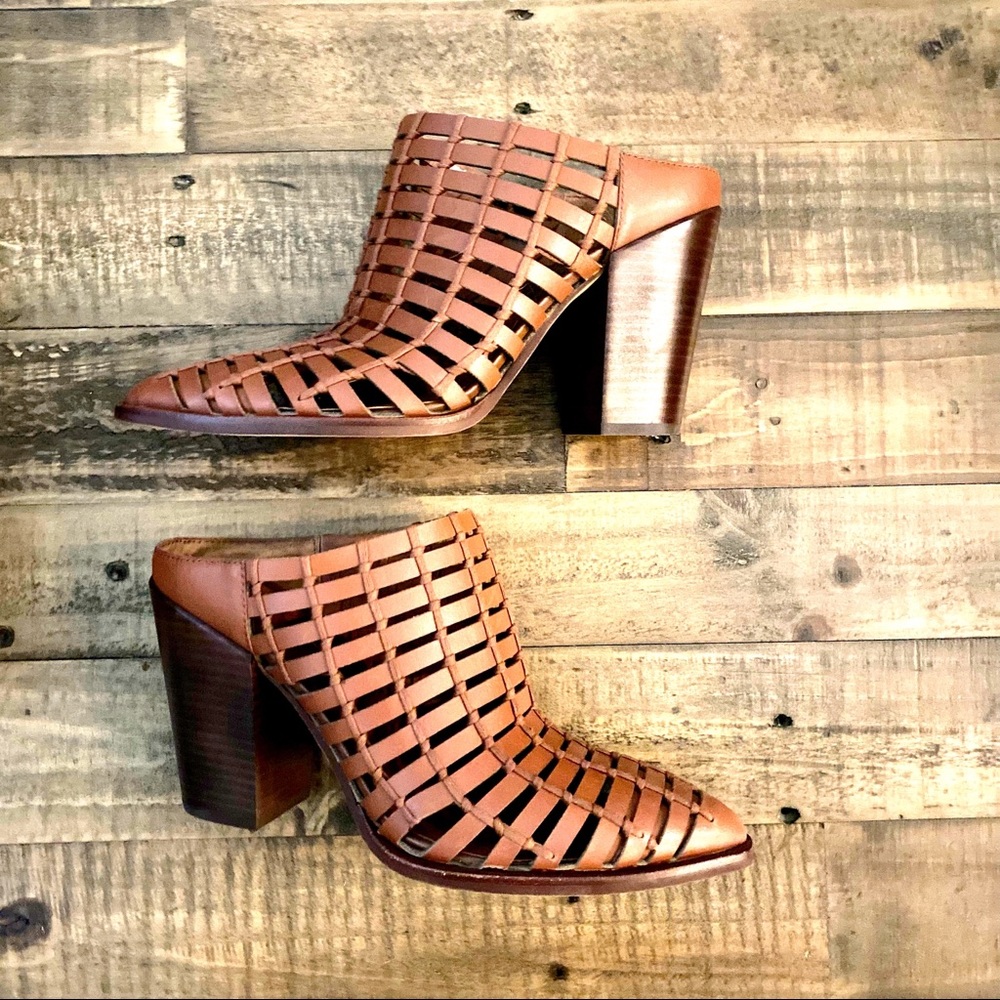 Dolce Vita Booties